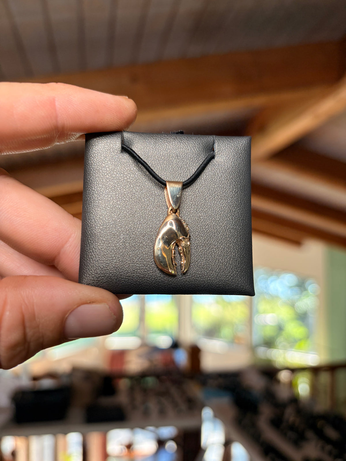 Crab Claw Pendant 14K (Stone Crab), Solid 14K Gold