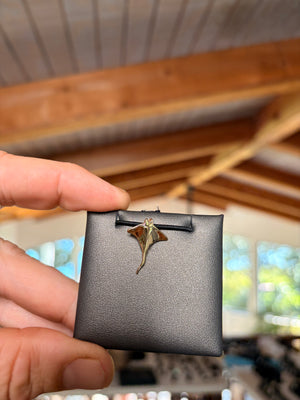 Manta Ray Pendant (14K)