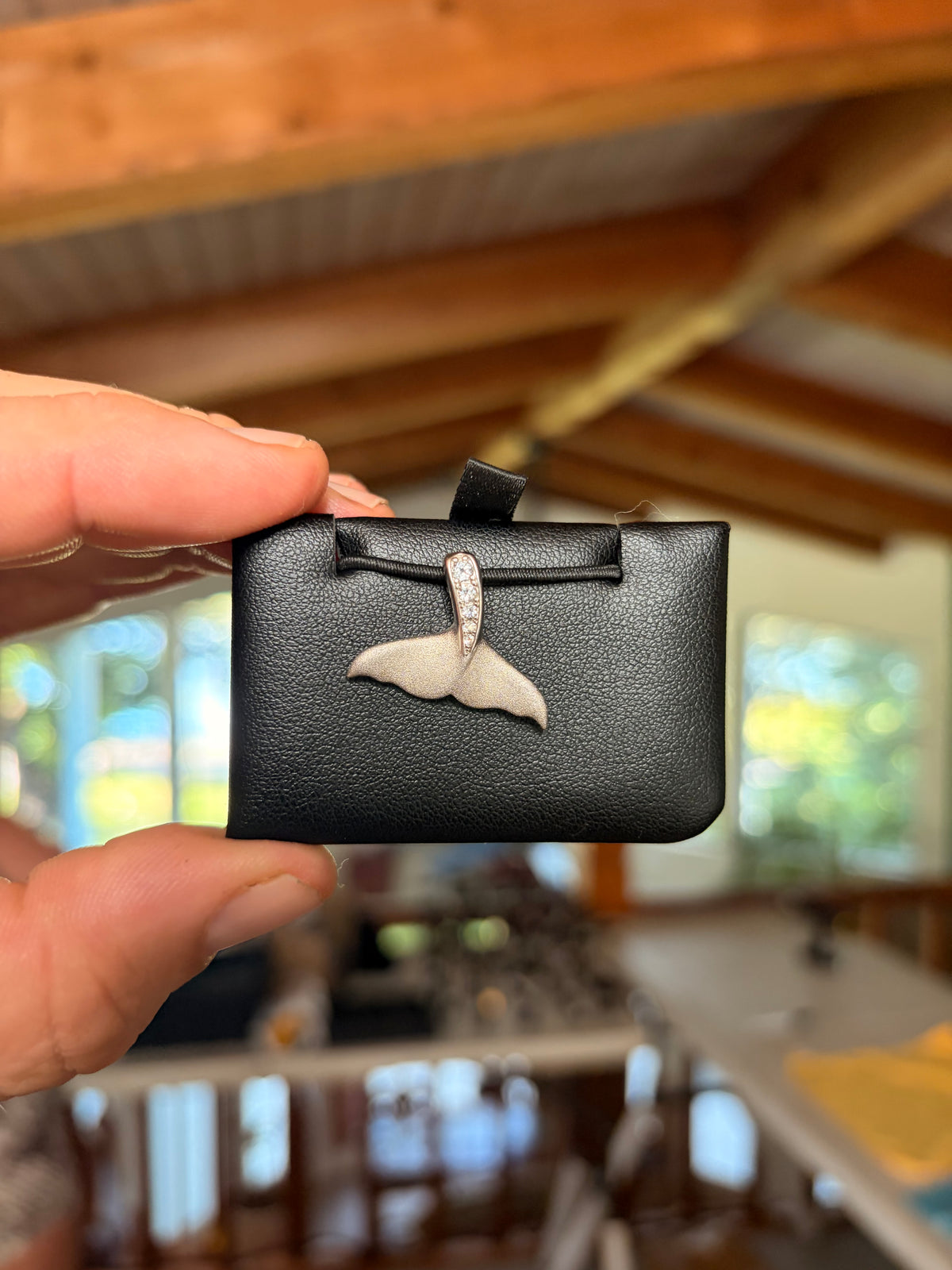 Fluke Pendant (Satin Finnish), 