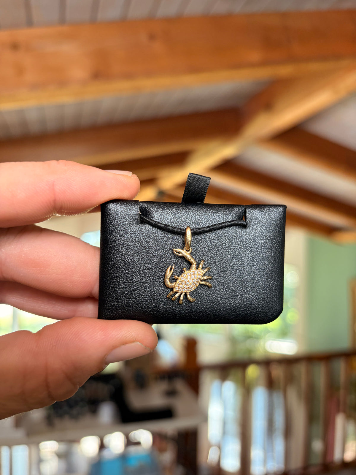 Crab Pendant 14K (Diamonds), Solid 14K Gold