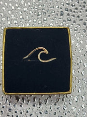 Gold Wave Ring view 2